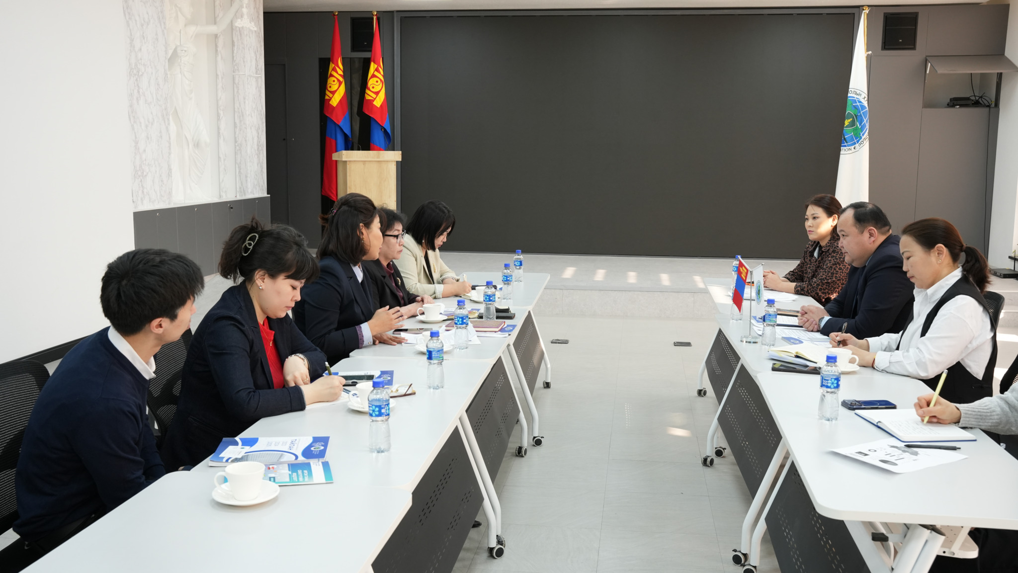 ЖЕНДЭРИЙН ҮНДЭСНИЙ ХОРООНЫ ТӨЛӨӨЛӨЛТЭЙ УУЛЗЛАА